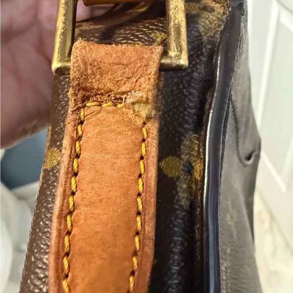 Louis Vuitton saint cloud Dark Brown Monogram Crossbody Bag - Picture 7 of 16